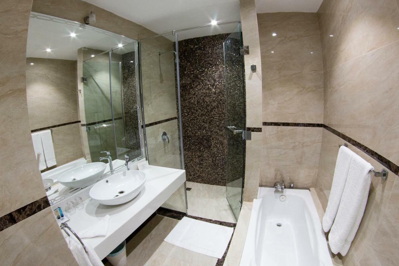 Hotel Ayan 4*