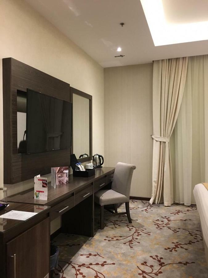 Ayan Riyadh
