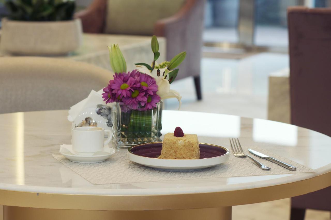 Ayan Furnished Units&suites Hotel 4*